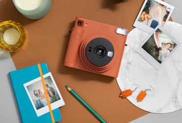 Fujifilm Instax Square SQ1 instant camera