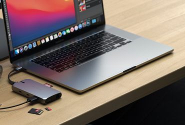 Satechi 9-in-1 portable hub