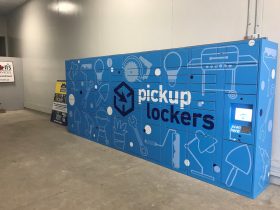 Lowe's Canada contactless lockers