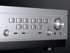 Luxman L-595A Integrated Amp