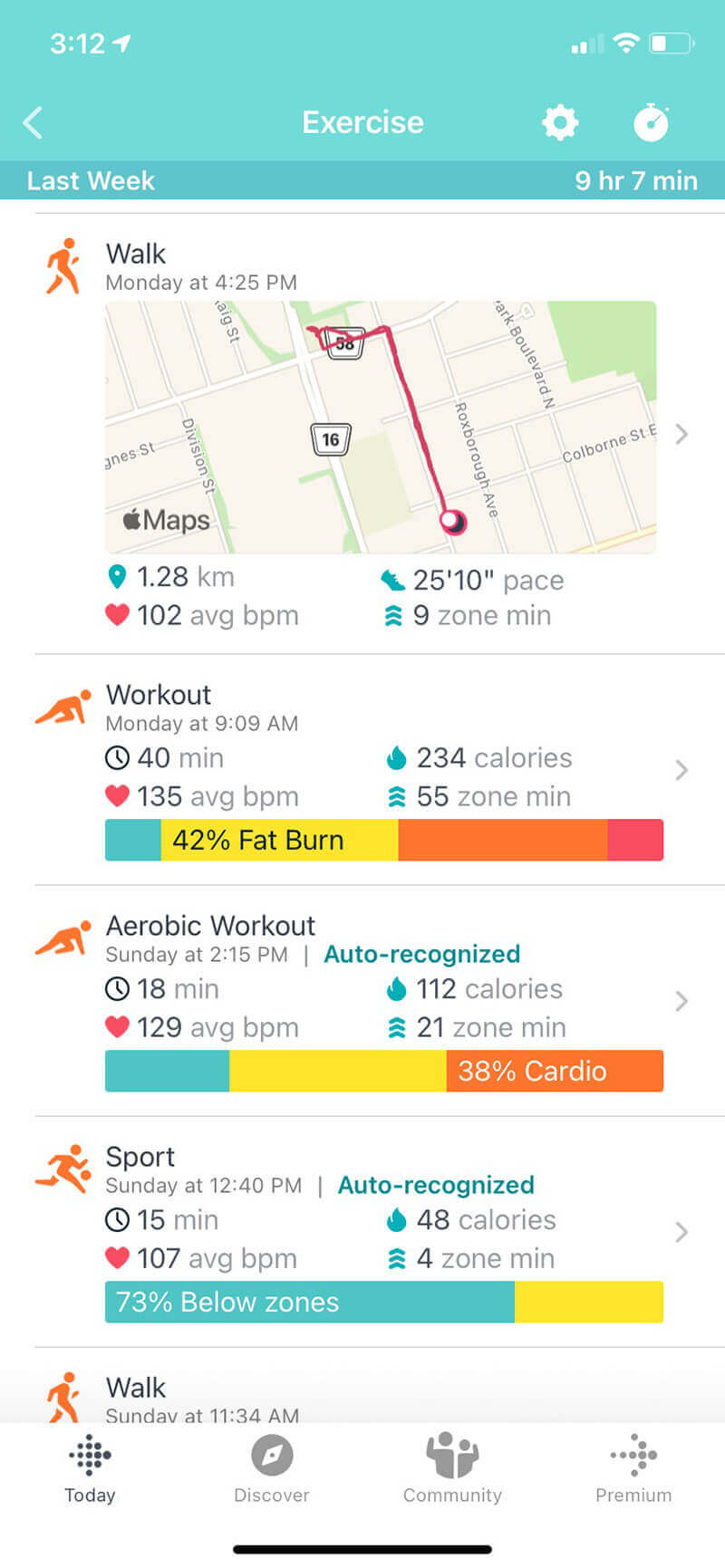 Fitbit Luxe sports auto tracking