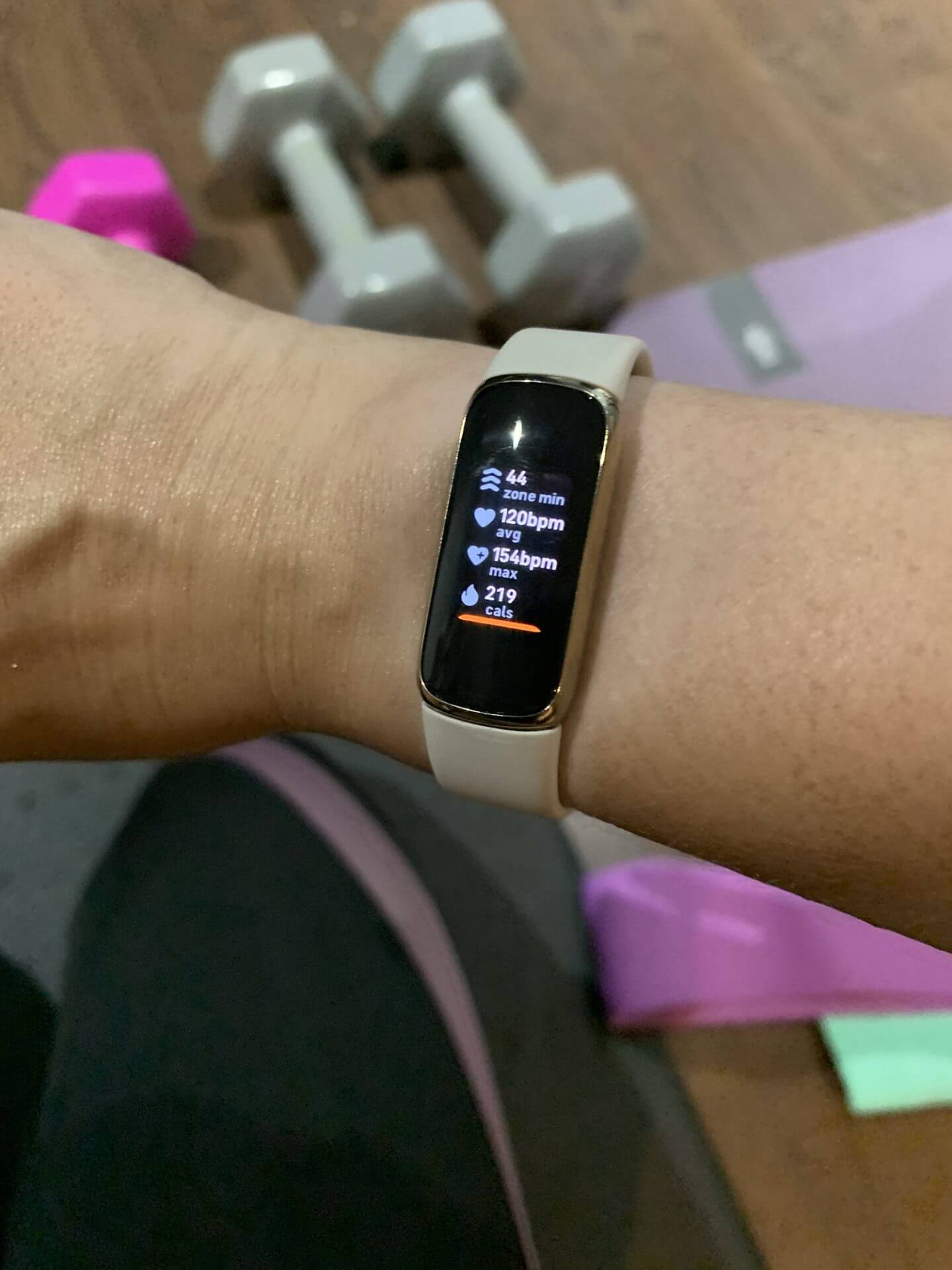 On screen sale workouts fitbit