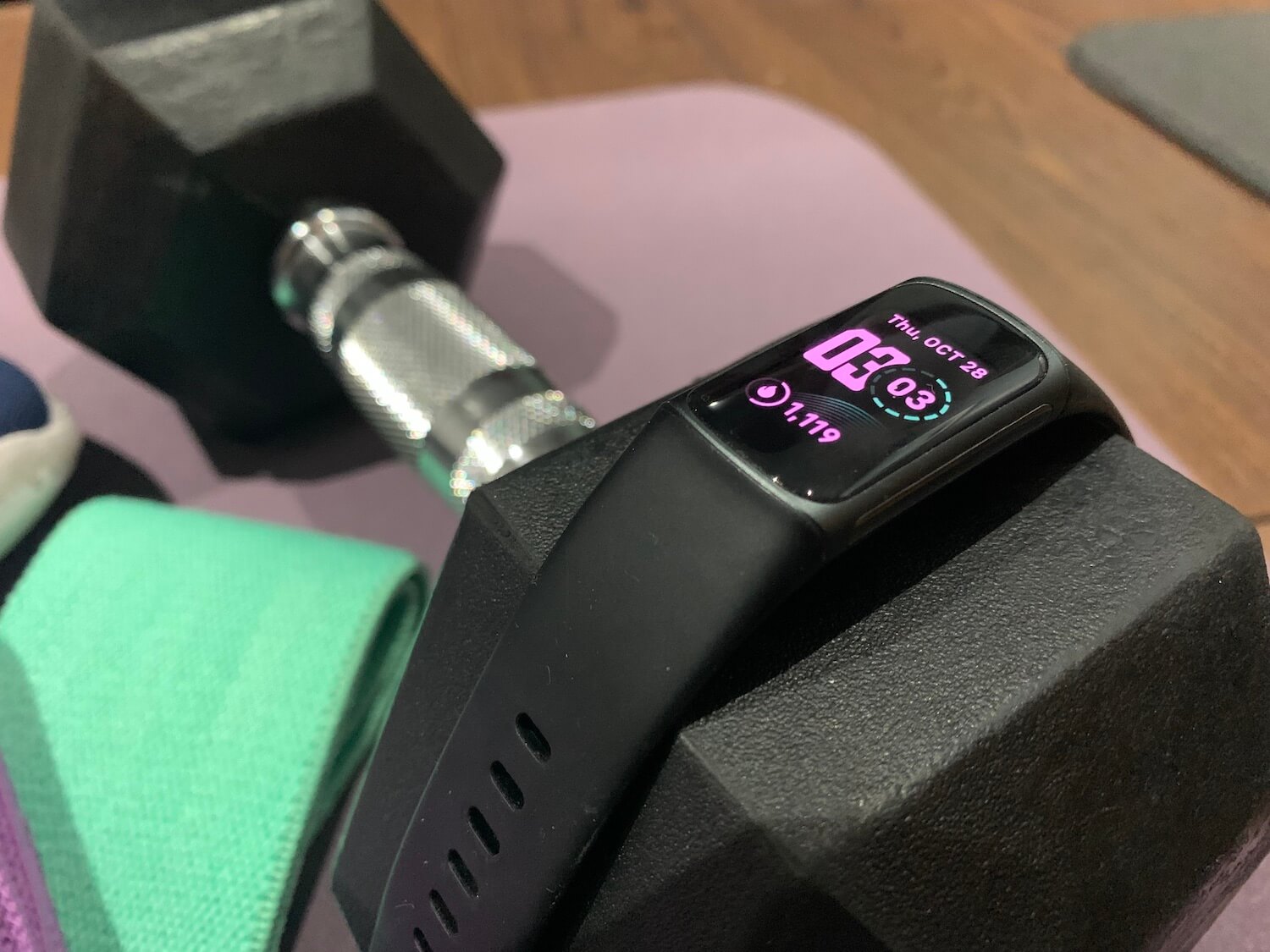 Hands-on Review: Fitbit Charge 5 Activity and Fitness Tracker