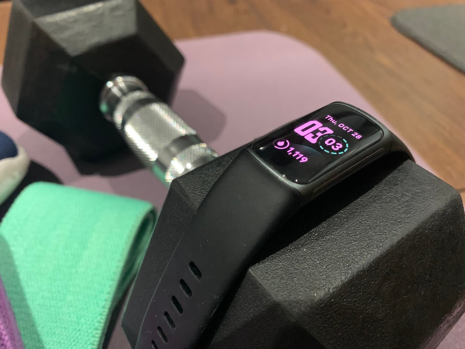 Hands on Review Fitbit Charge 5 Activity and Fitness Tracker