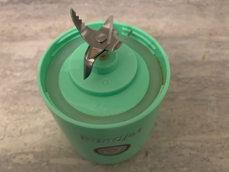 Review BlendJet 2 Portable OntheGo Blender