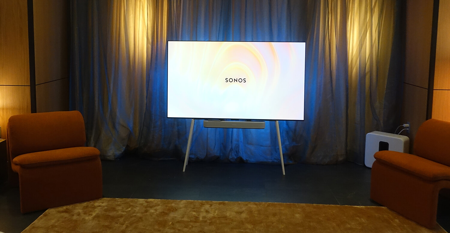 Sonos logo on screen with soundbar