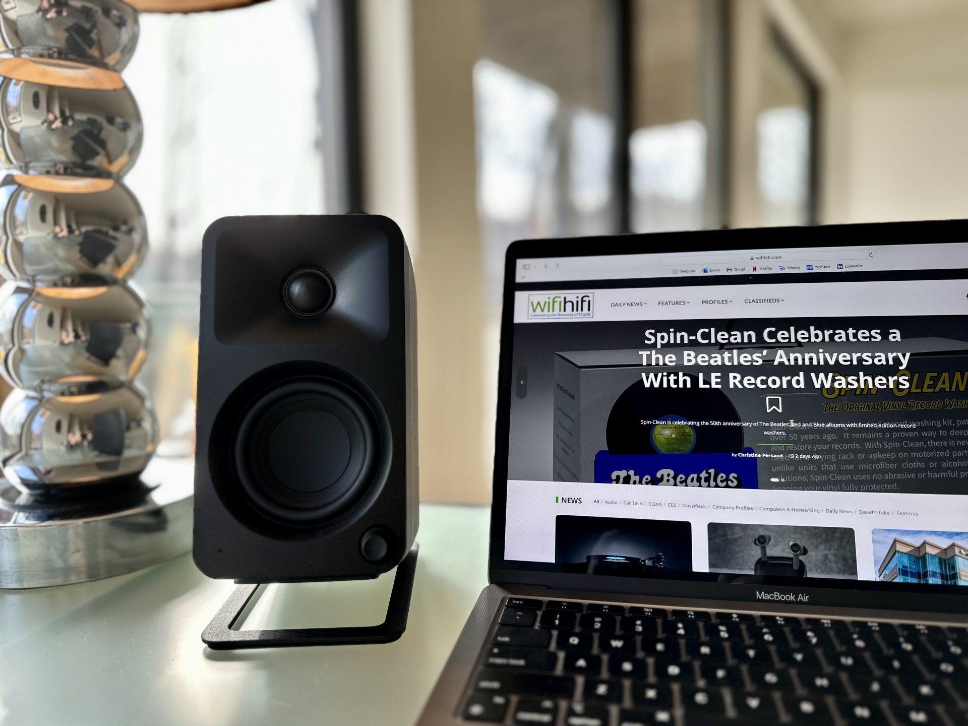 Kanto's YU4 Active Speakers: A Better Desktop Audio Experience