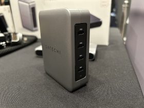 Satechi portable charger