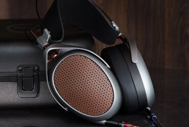 Meze Audio Poet headphones