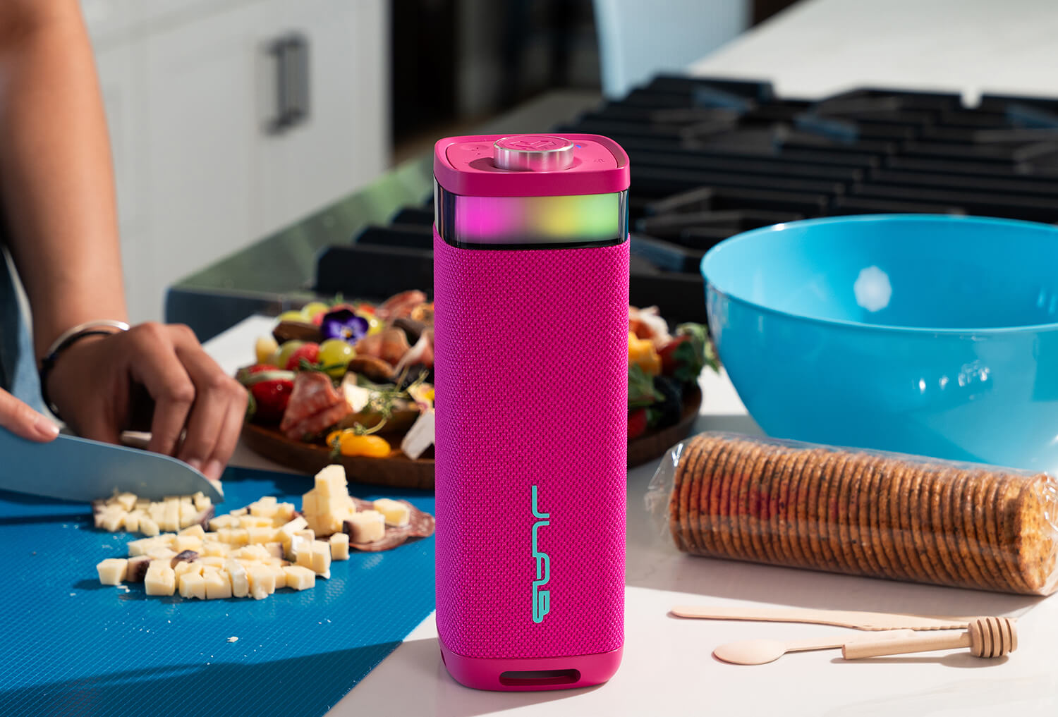 JLab JBuds Party Speaker