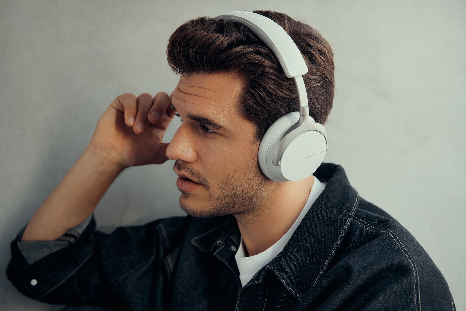 beyerdynamic Aventho 200