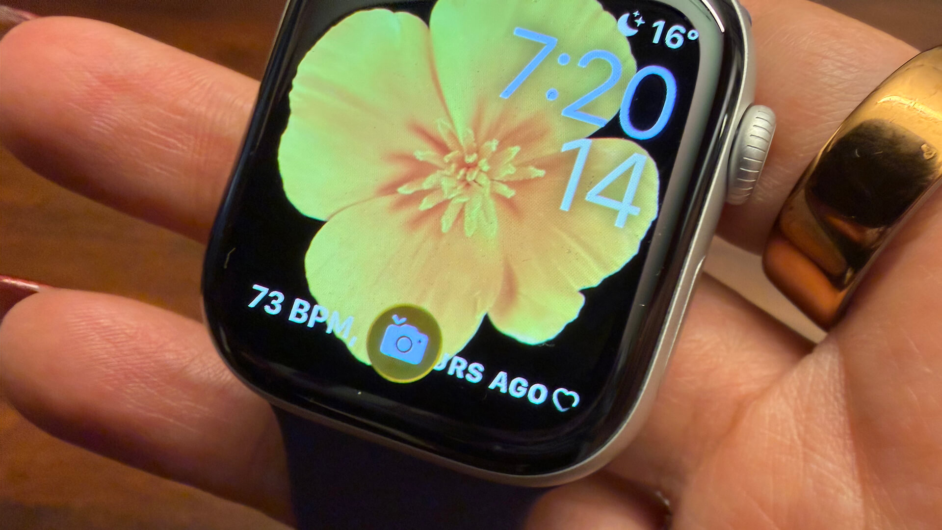 Apple Watch Series 11 camera control