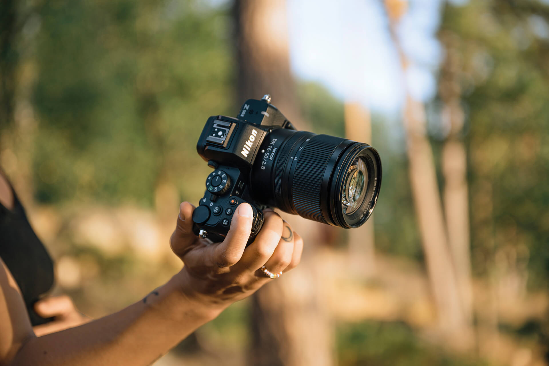 Nikon DX-16