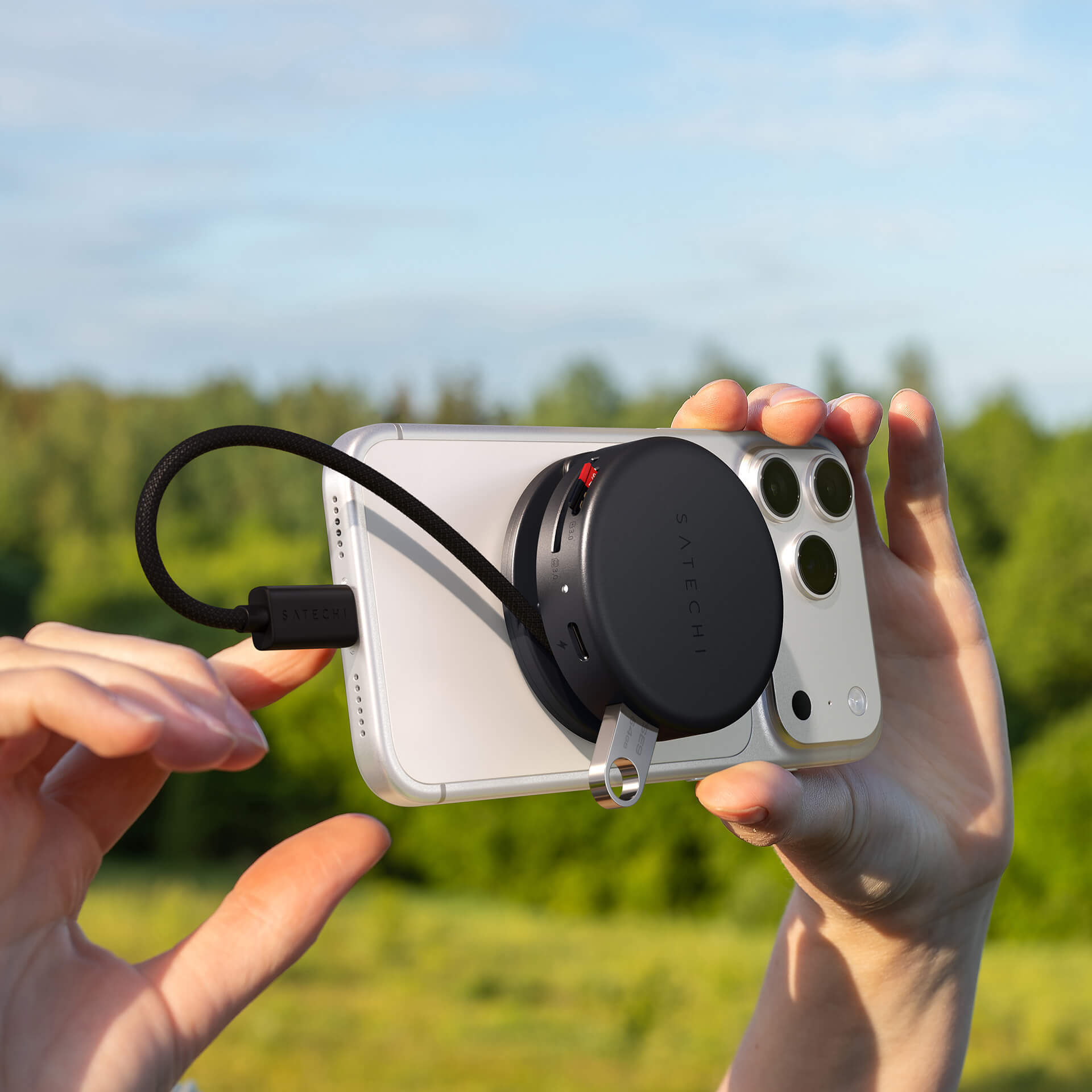 Satechi OnTheGo 7-in-1 multiport adapter