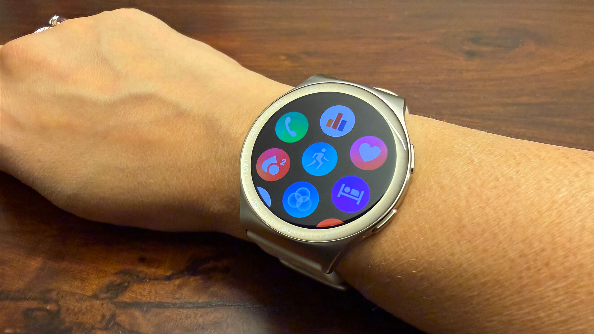 Reebok Pulse smartwatch app layout