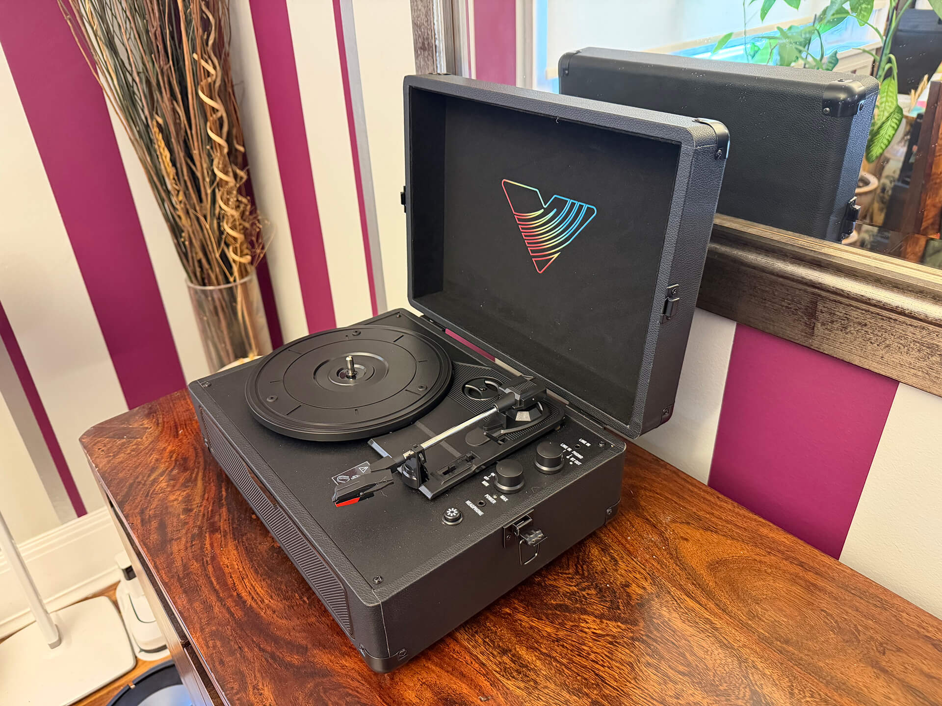 Victrola Journey Glow record player