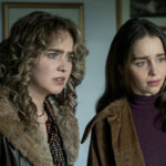 Twila and Bea talking to someone looking confused in Ponies.