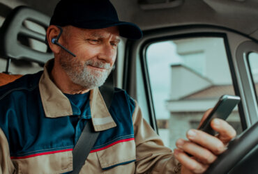 BlueParrott M500-XT headset