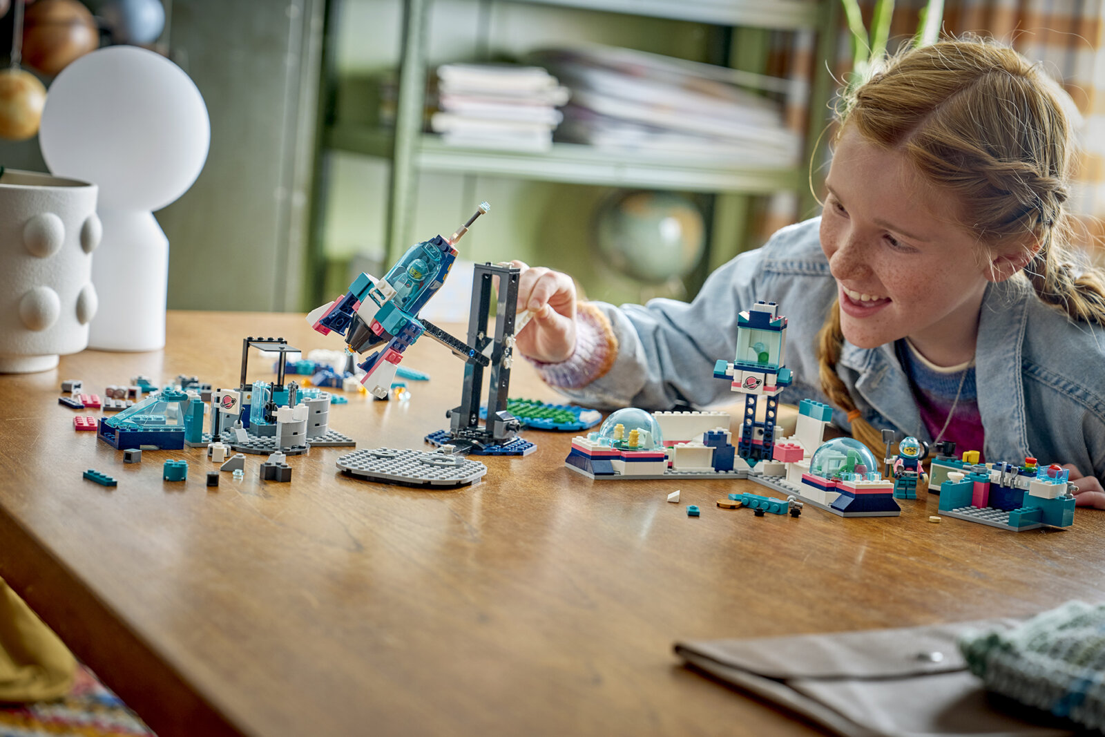 Lego Moon Mission Science Kit