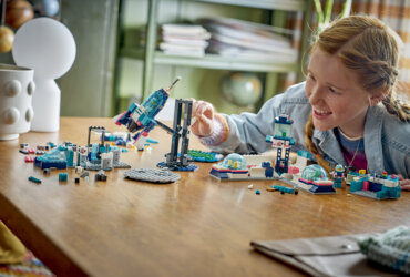 Lego Moon Mission Science Kit