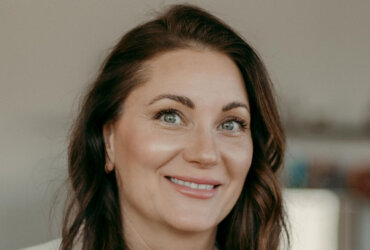 Natalie Boll, Tribela