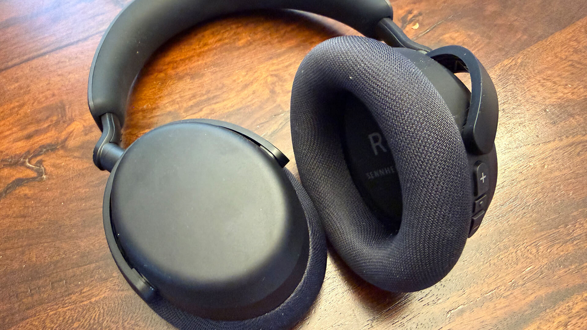 Sennheiser RS 275 TV Headphone bundle