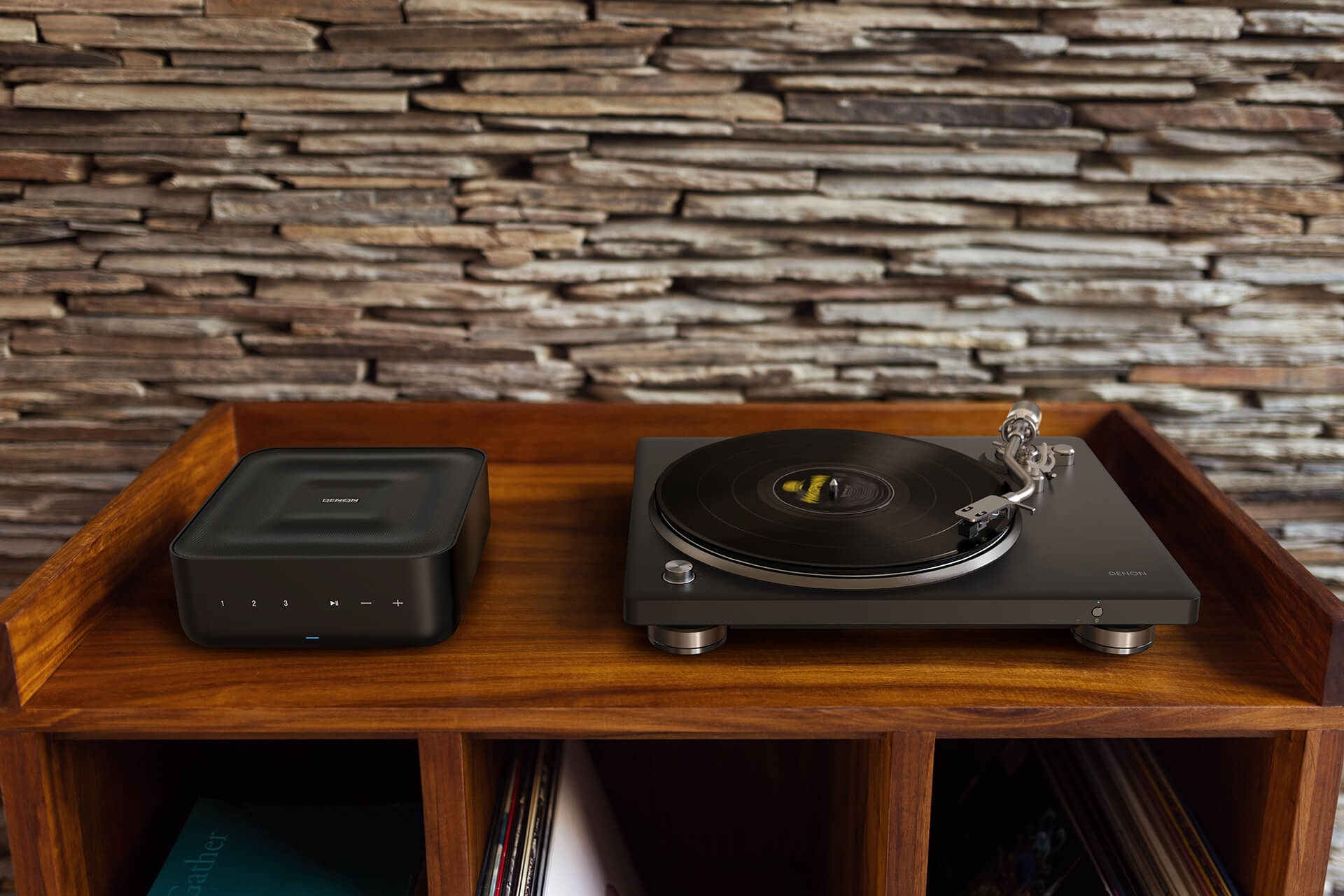 Denon DP-500BT turntable