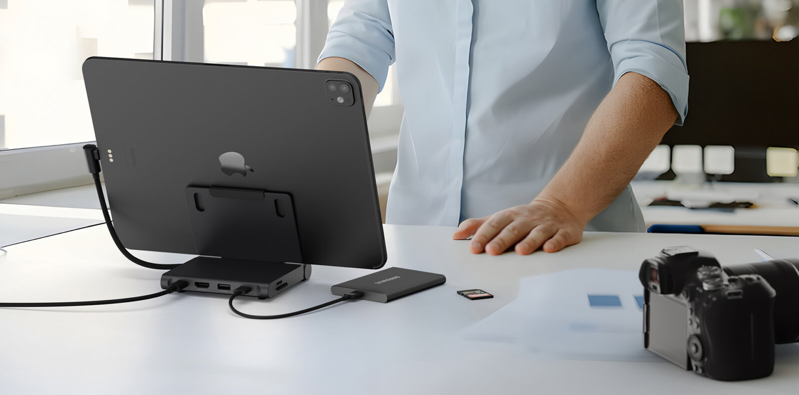 Satechi OntheGo Foldable Stand Hub