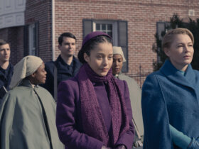 Agnes and Paula walking in The Testaments.