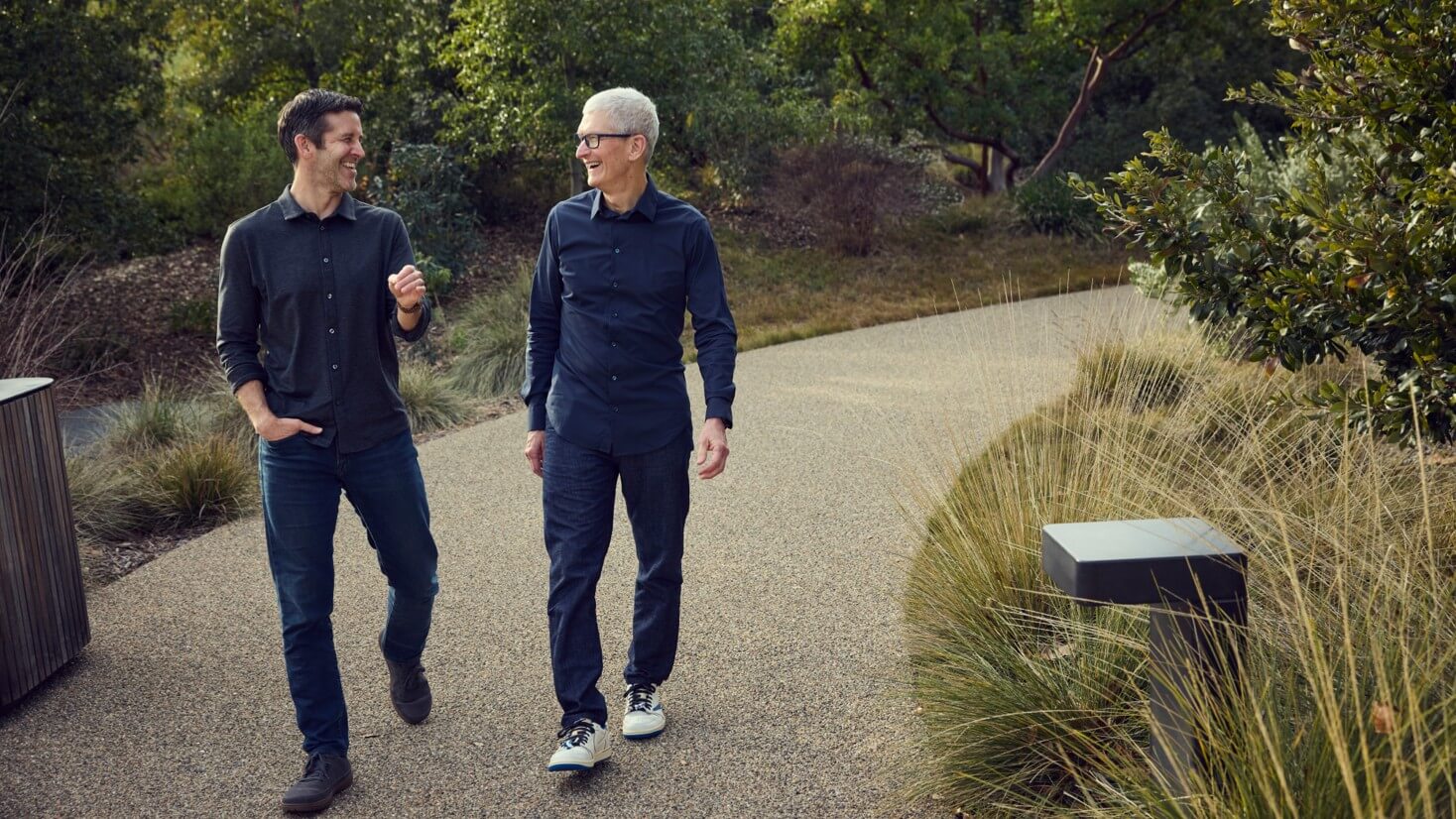 John Ternus, Tim Cook, Apple