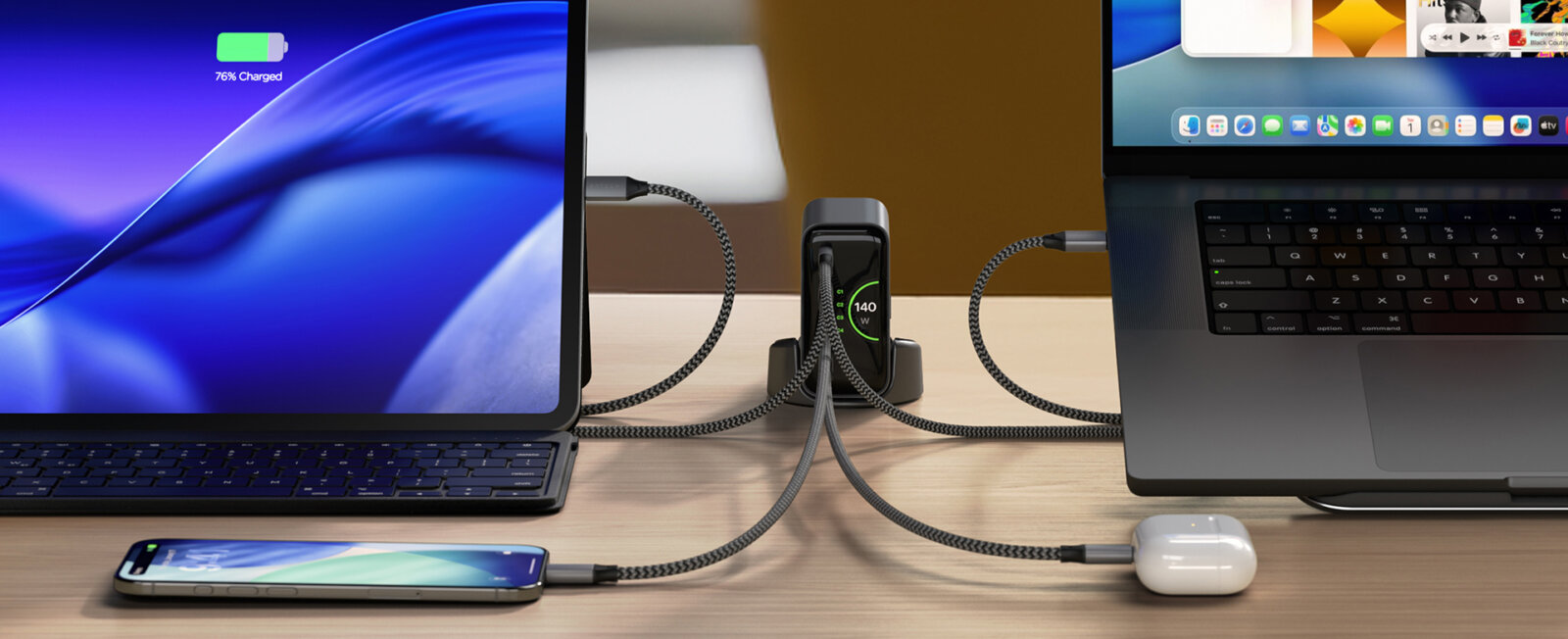 Satechi ChargeView 140W desktop charger