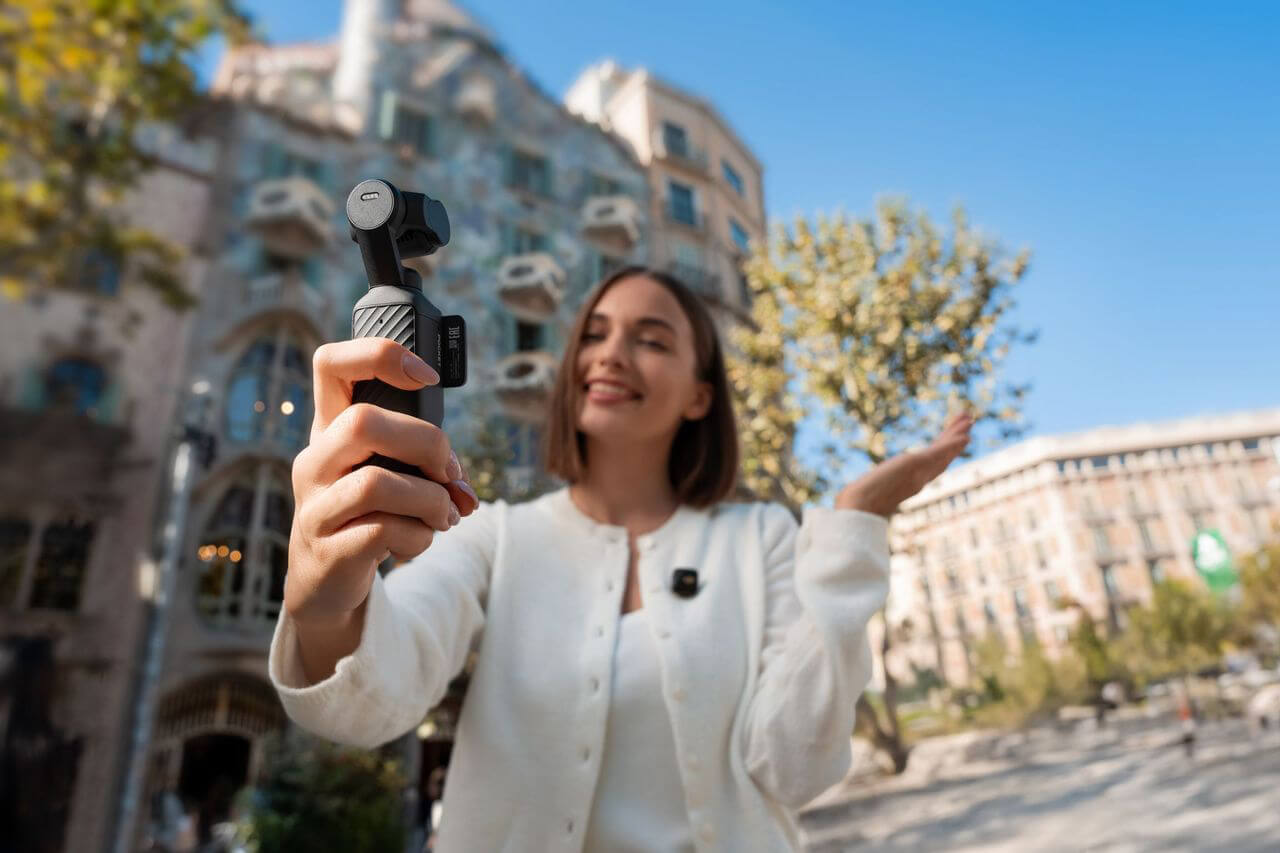 DJI Osmo Pocket 4