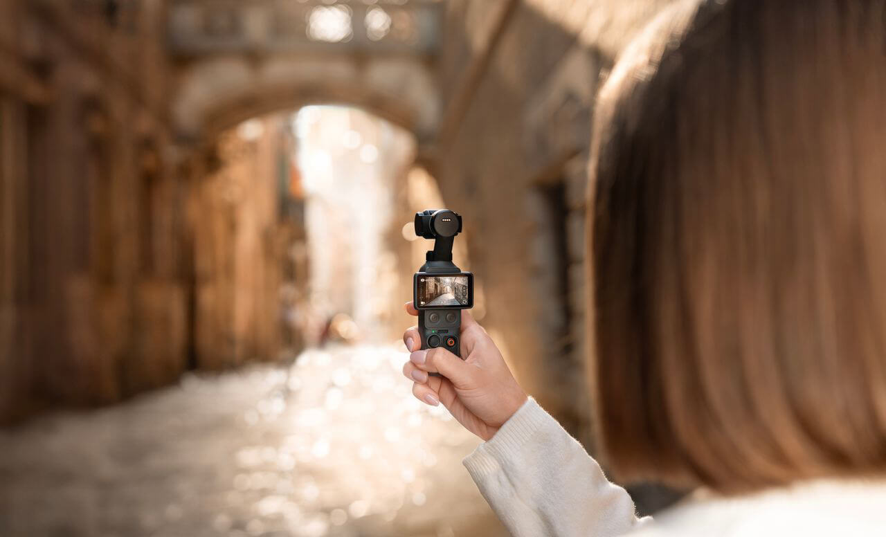 DJI Osmo Pocket 4