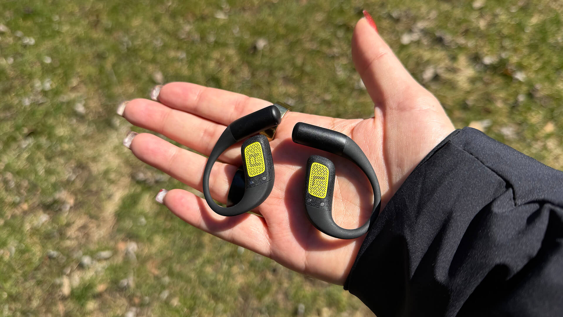 JBL Endurance Zone earbuds