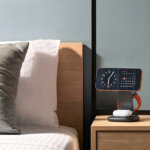 Satechi 3-in-1 foldable wireless charging stand