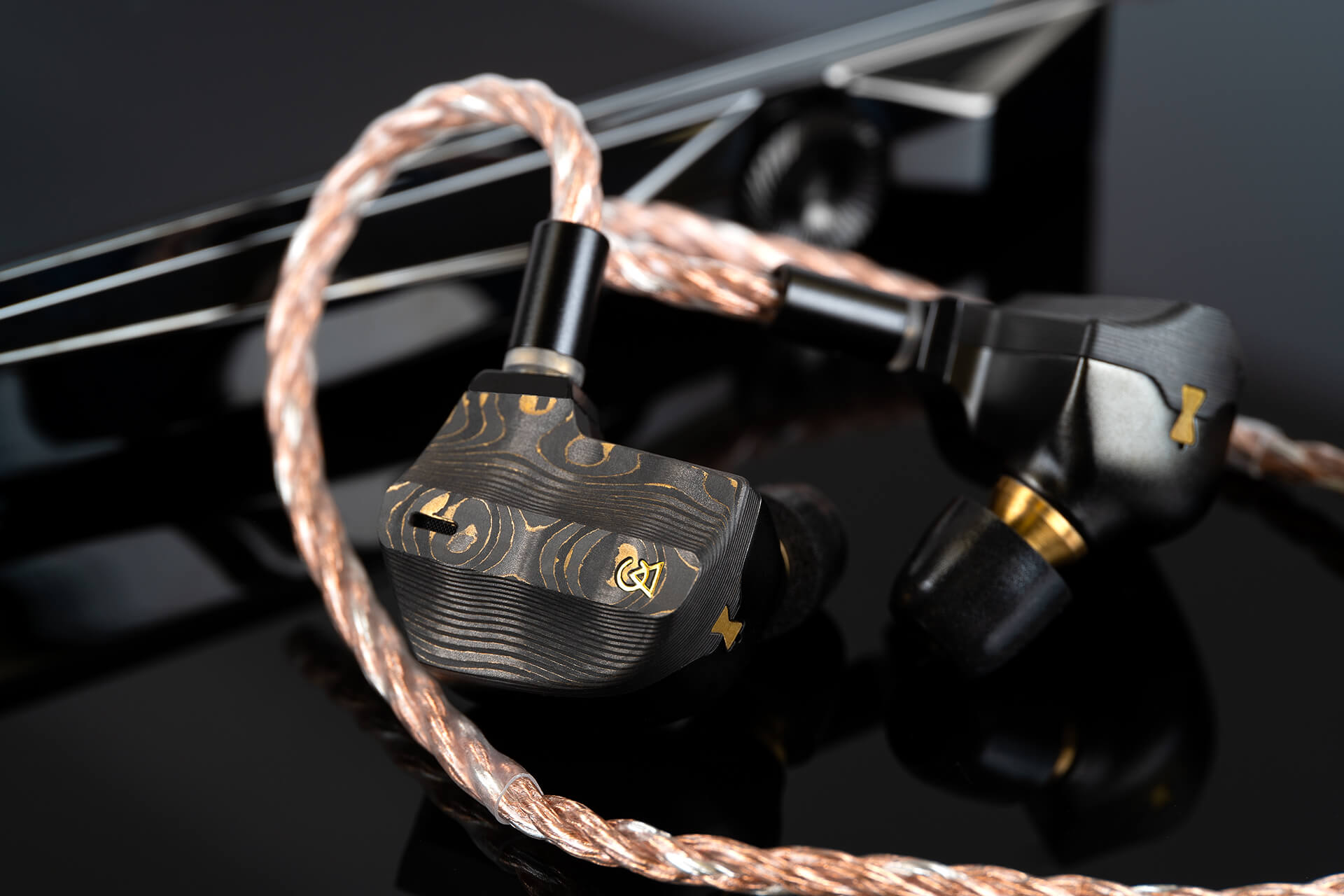 Campfire Audio Chimera