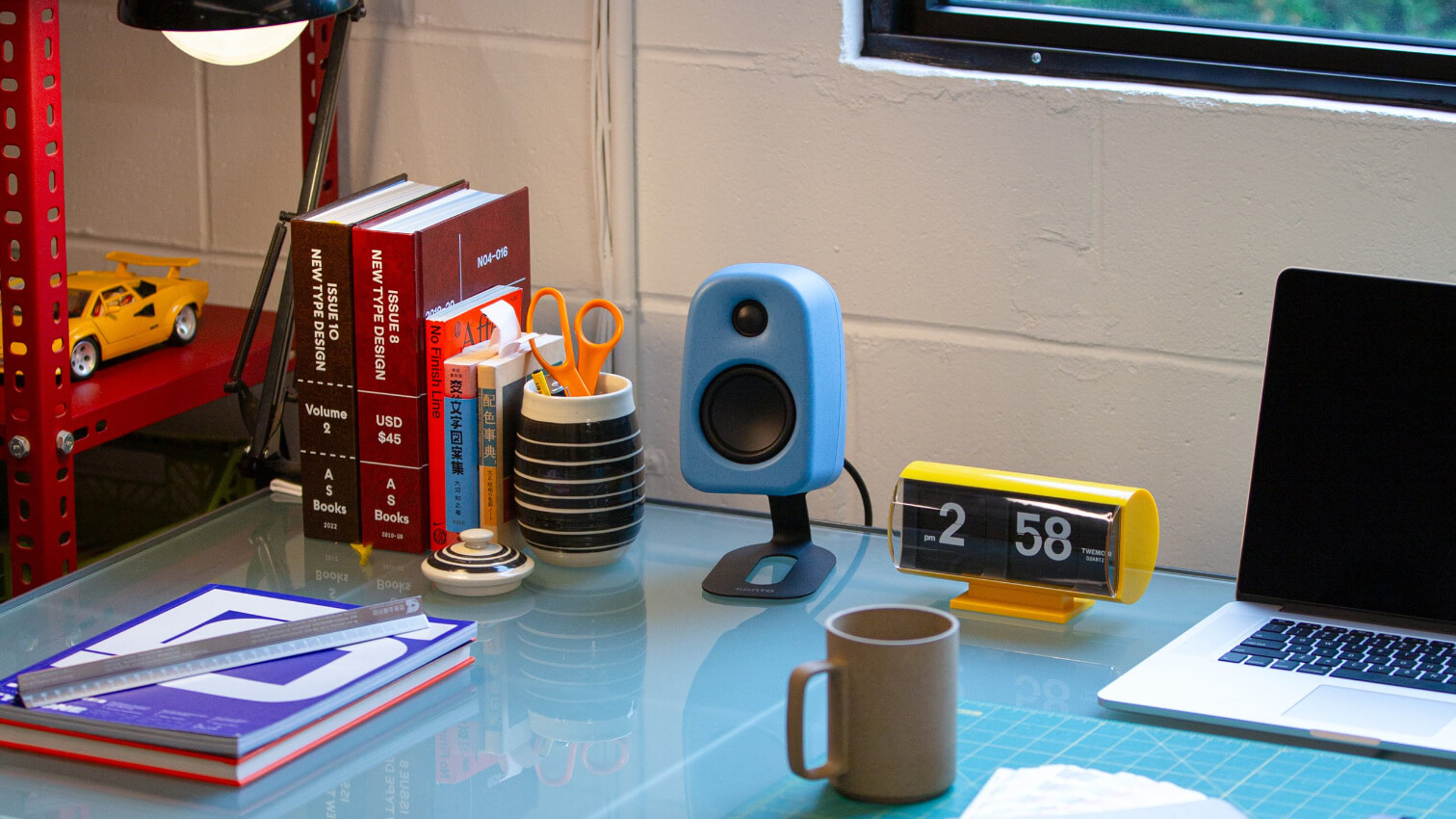 Kanto UKI speaker