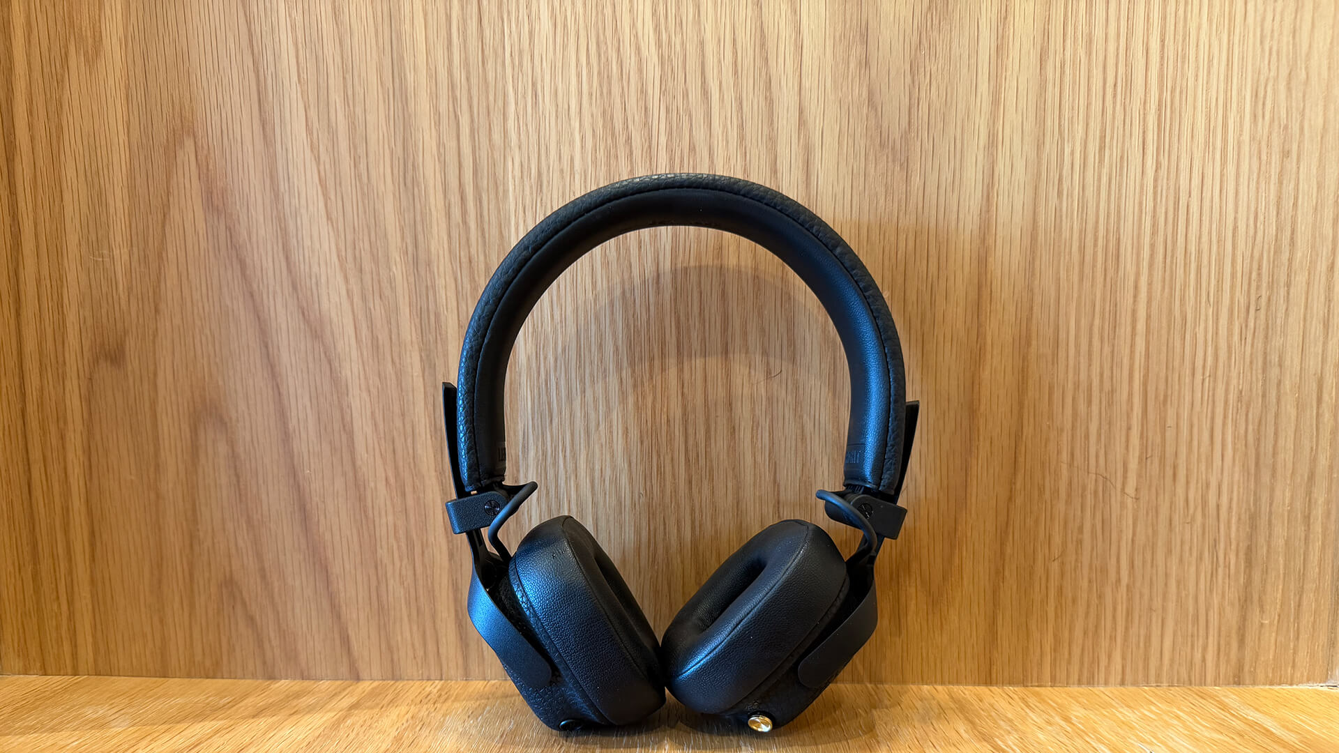 Marshall Milton ANC headphones