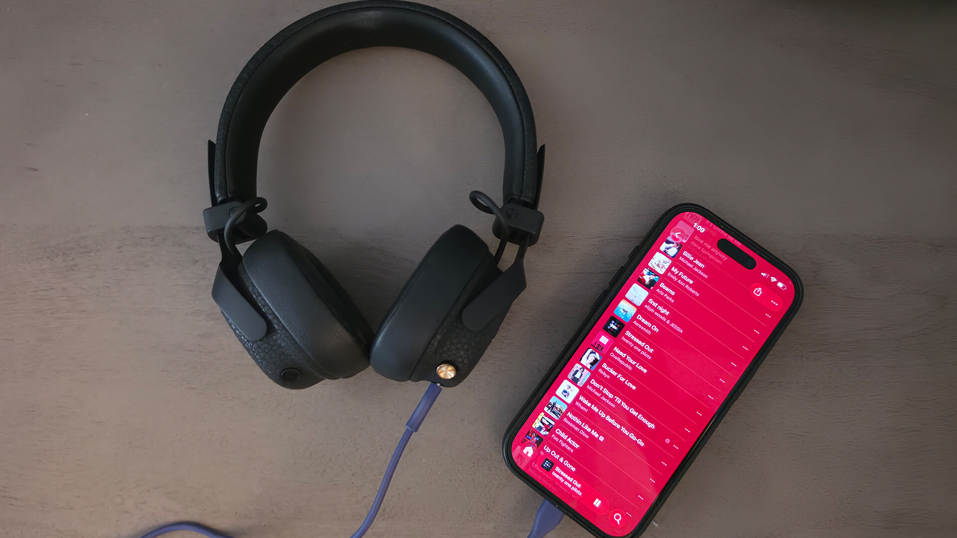 Marshall Milton ANC headphones