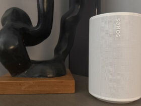 Sonos Era 100 SL on a side table.