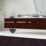 Fluance RT87 turntable