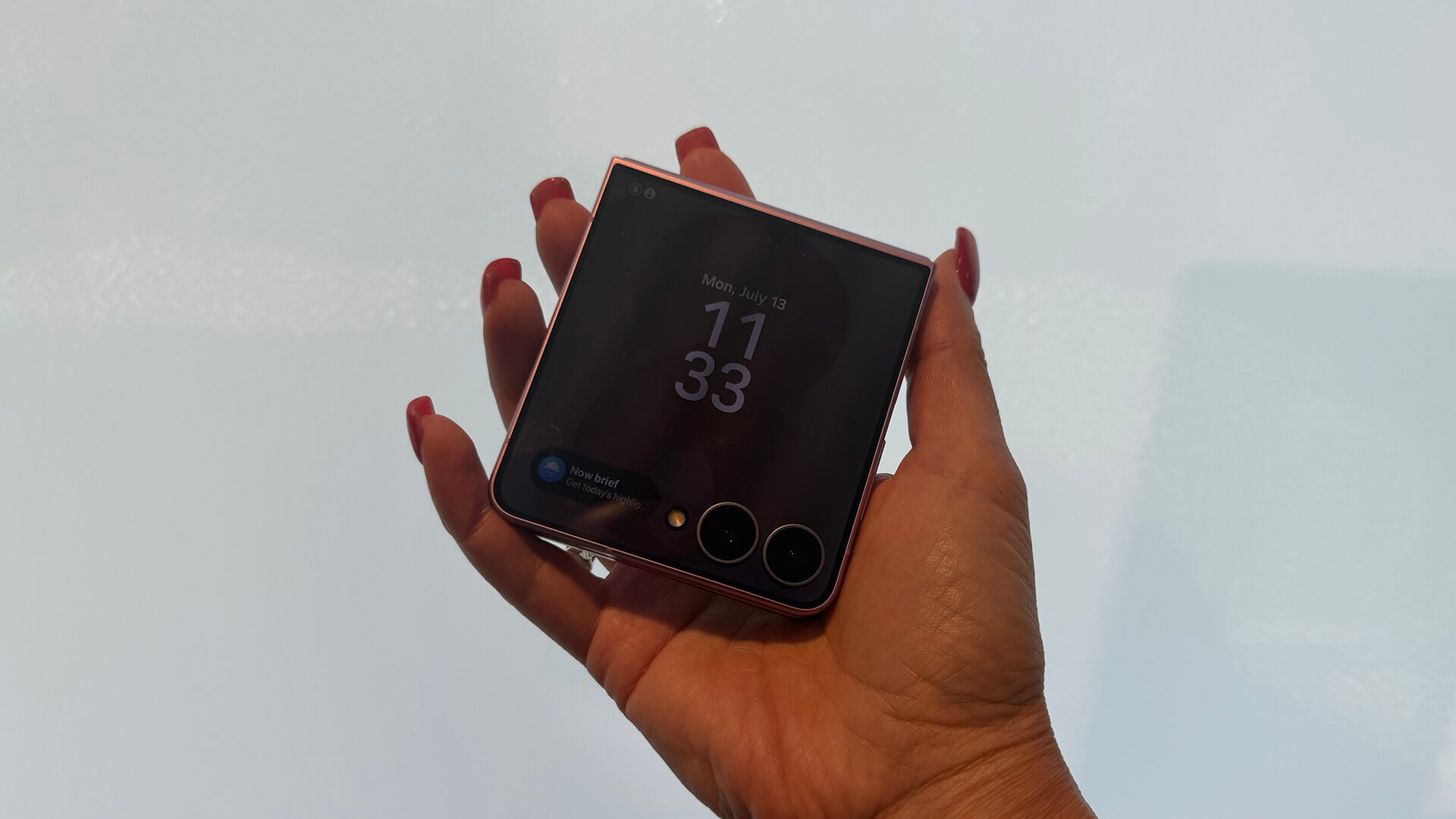 Samsung Galaxy Z Flip 8