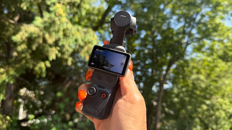 DJI Osmo Pocket 4