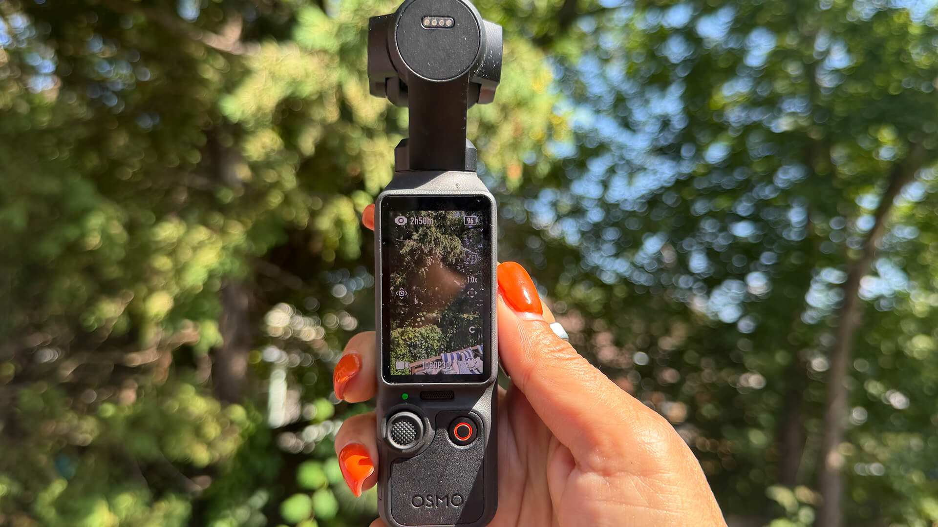 DJI Osmo Pocket 4