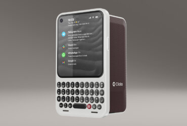Clicks Communicator