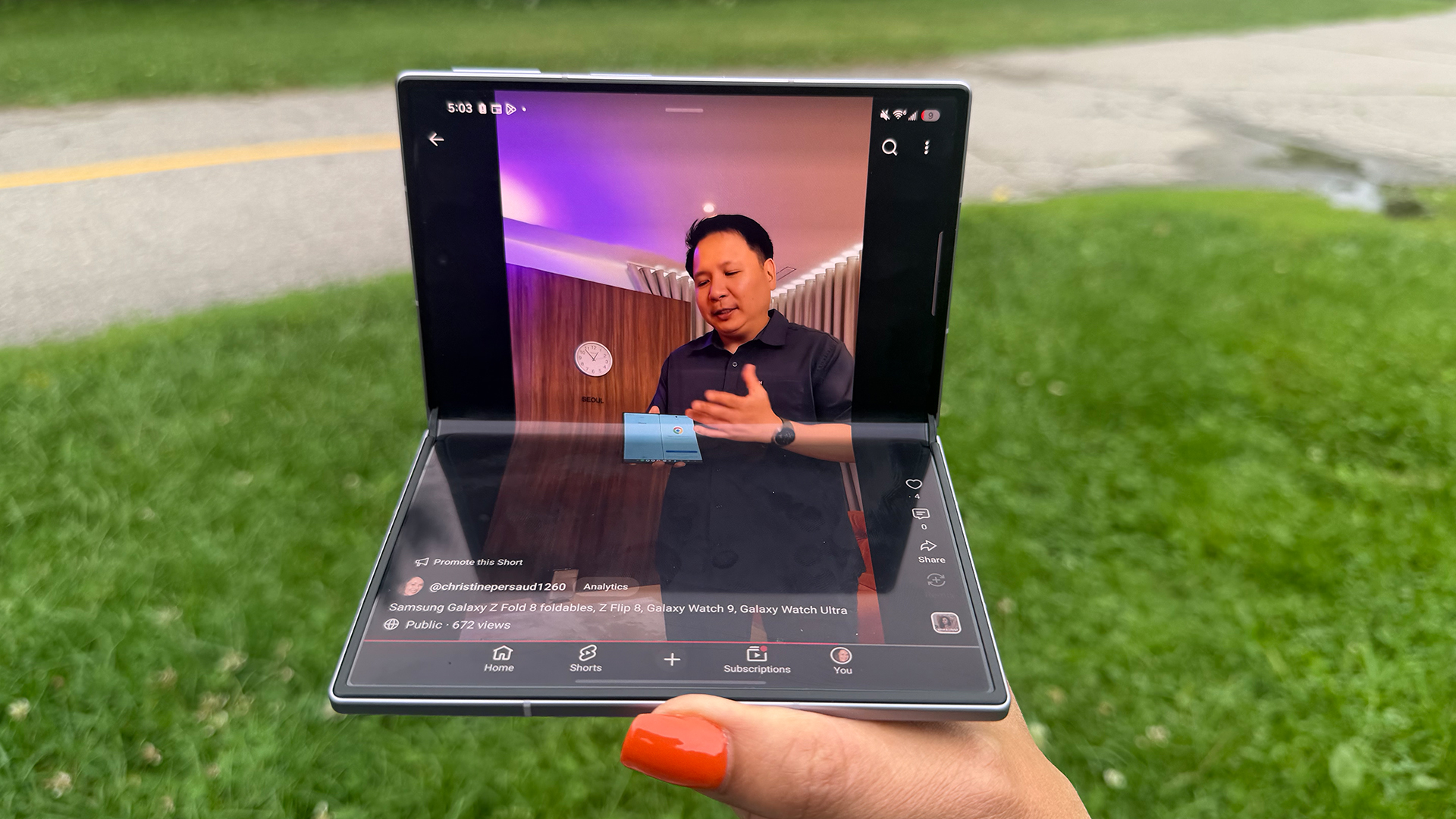 Samsung Galaxy Z Fold 8 video