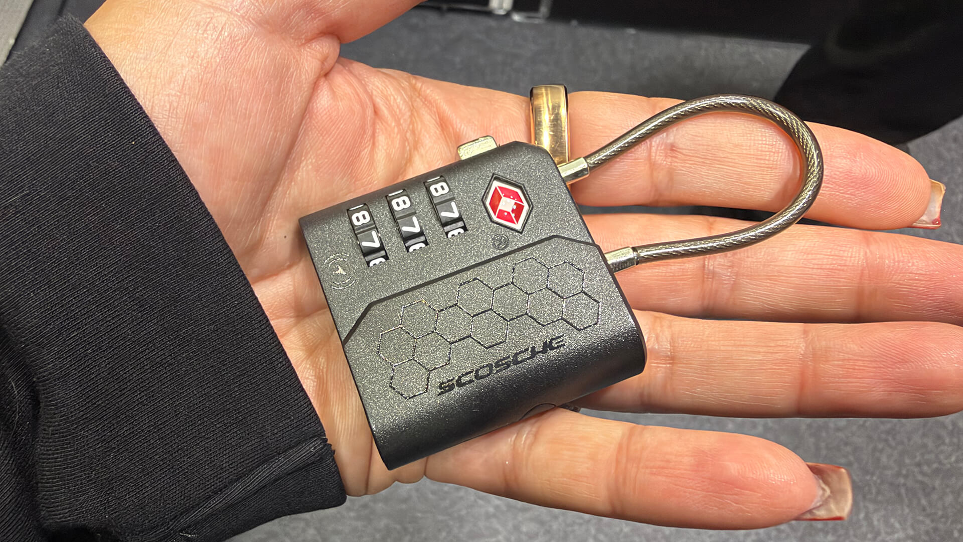 Scosche FoundIt Voyager tracker and lock